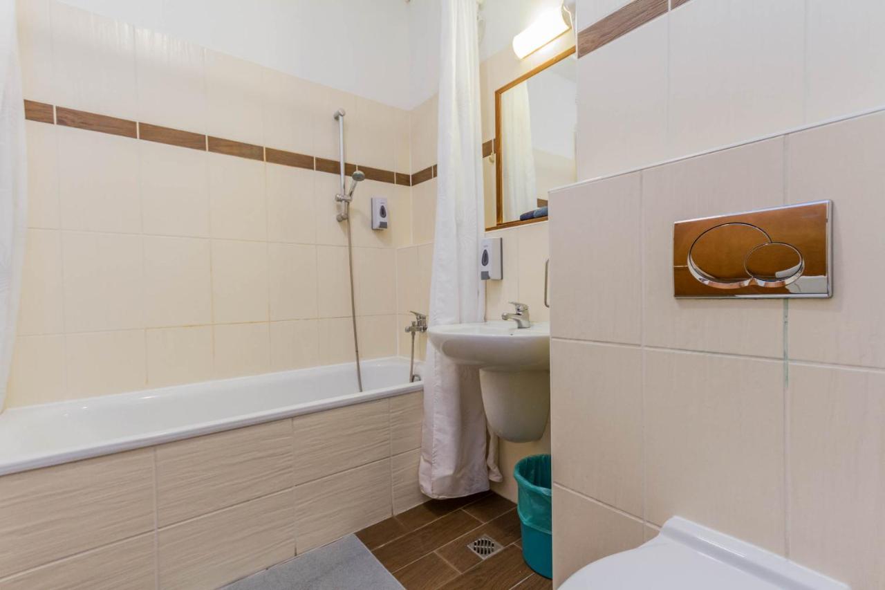 Lovag Charming Apartment In The Center-Ac Будапеща Екстериор снимка