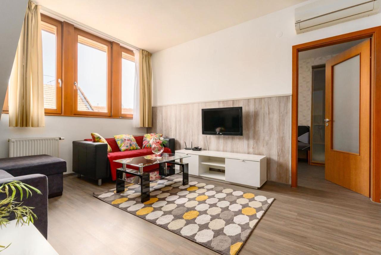 Lovag Charming Apartment In The Center-Ac Будапеща Екстериор снимка